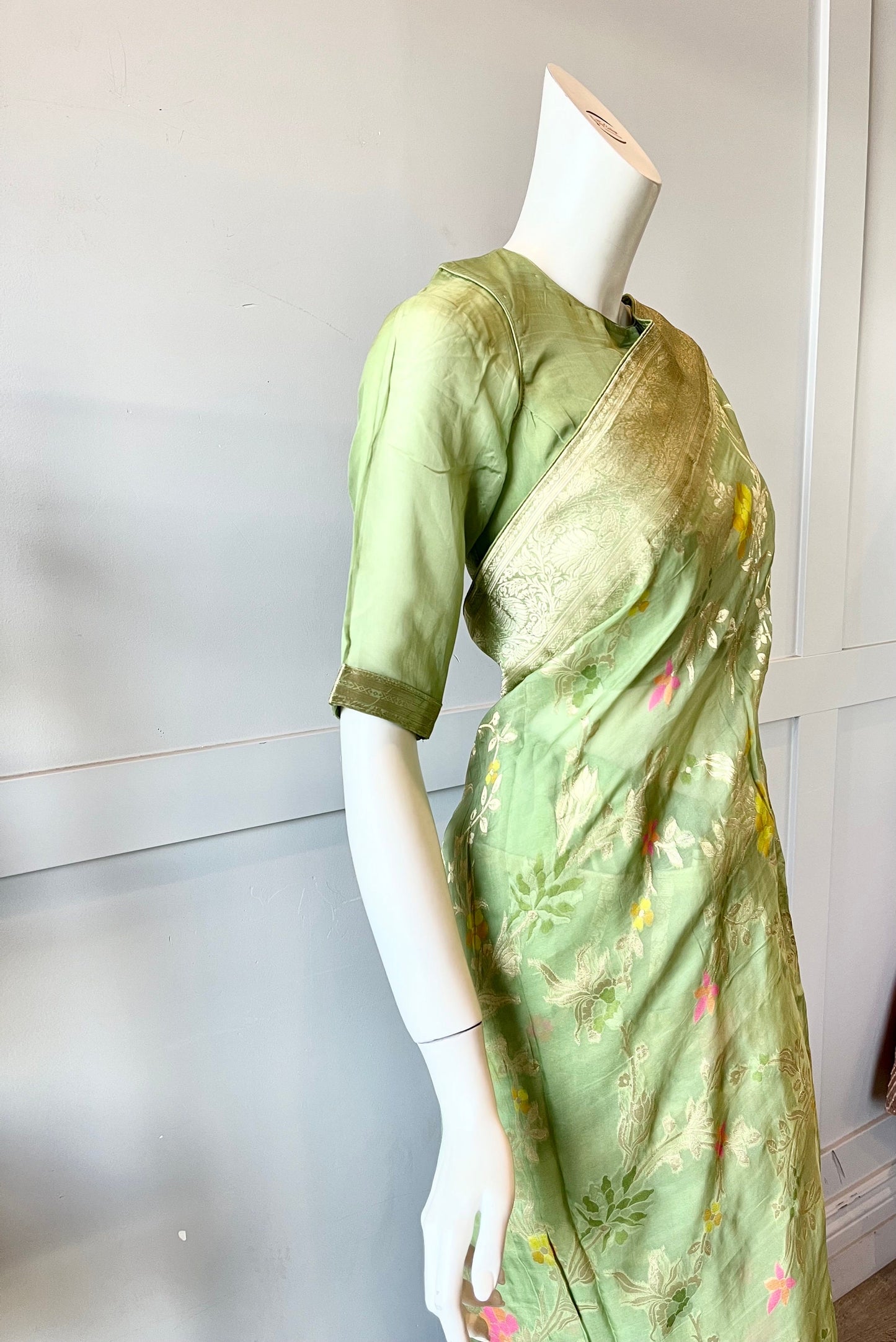 Light Green Silk Blend Golden Zari woven Banarasi saree