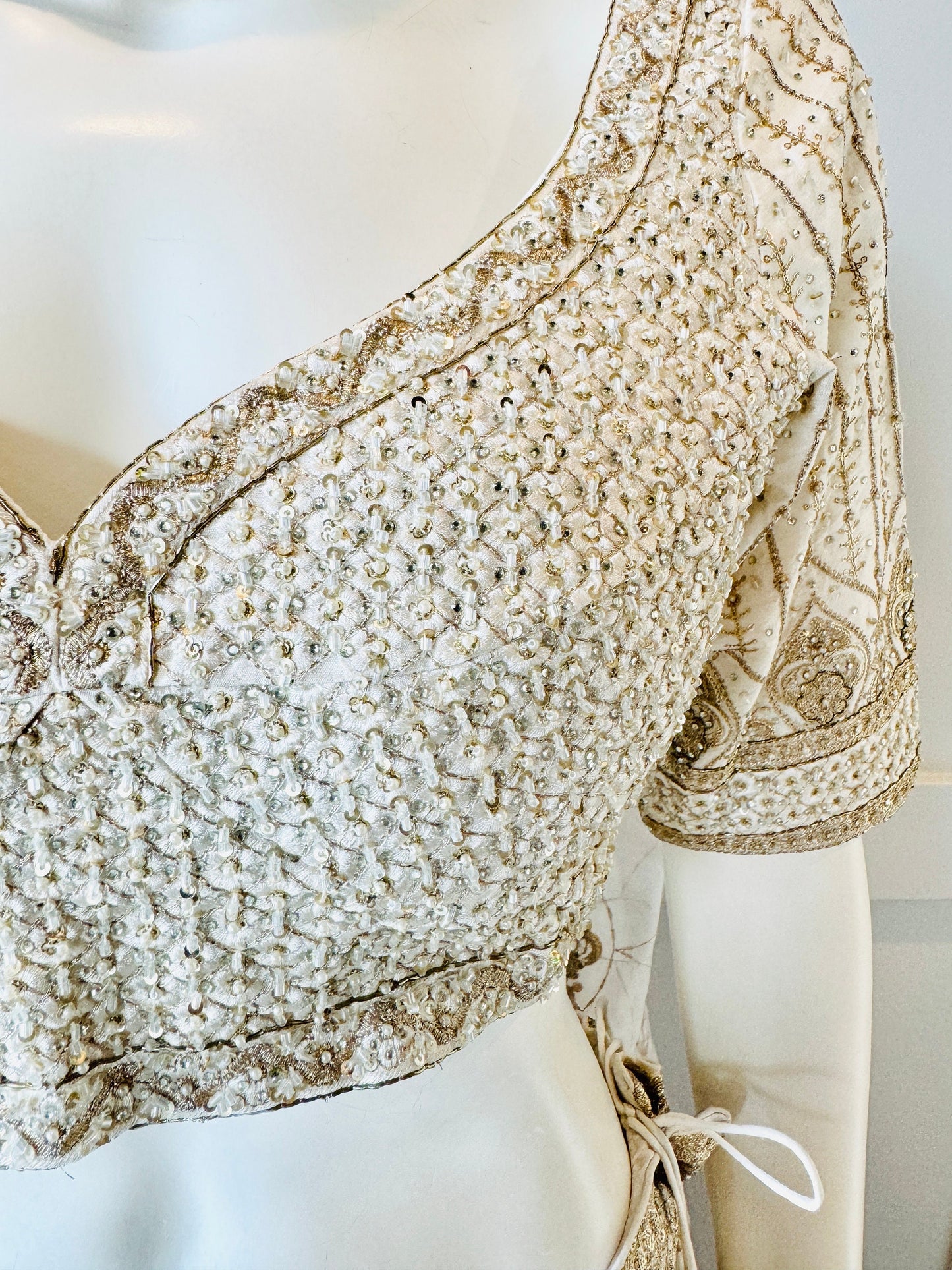 White Lehnga