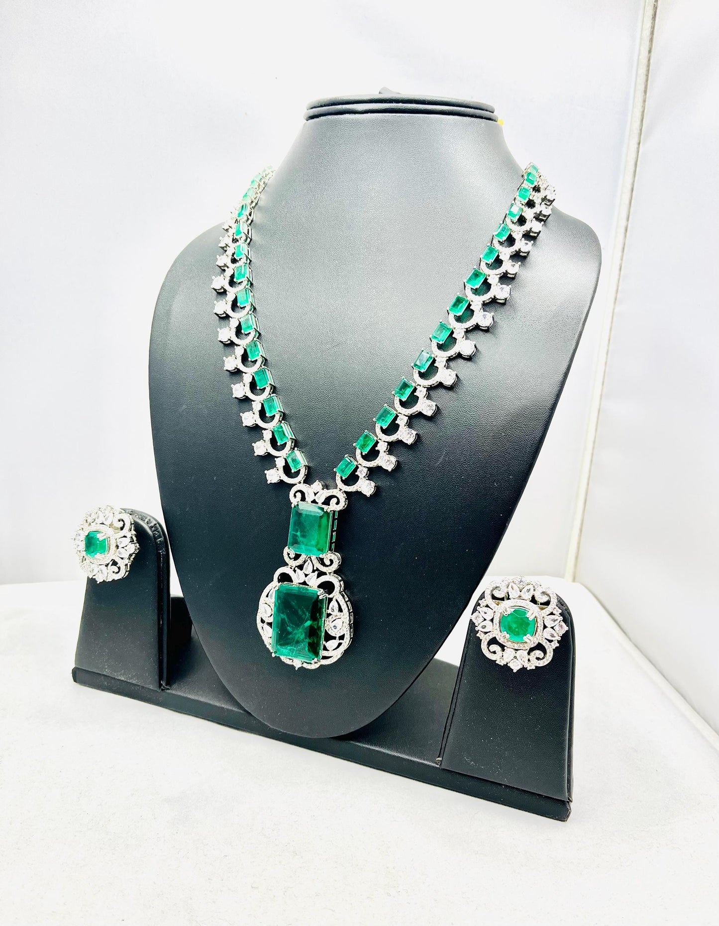 Green Long  Necklace Set