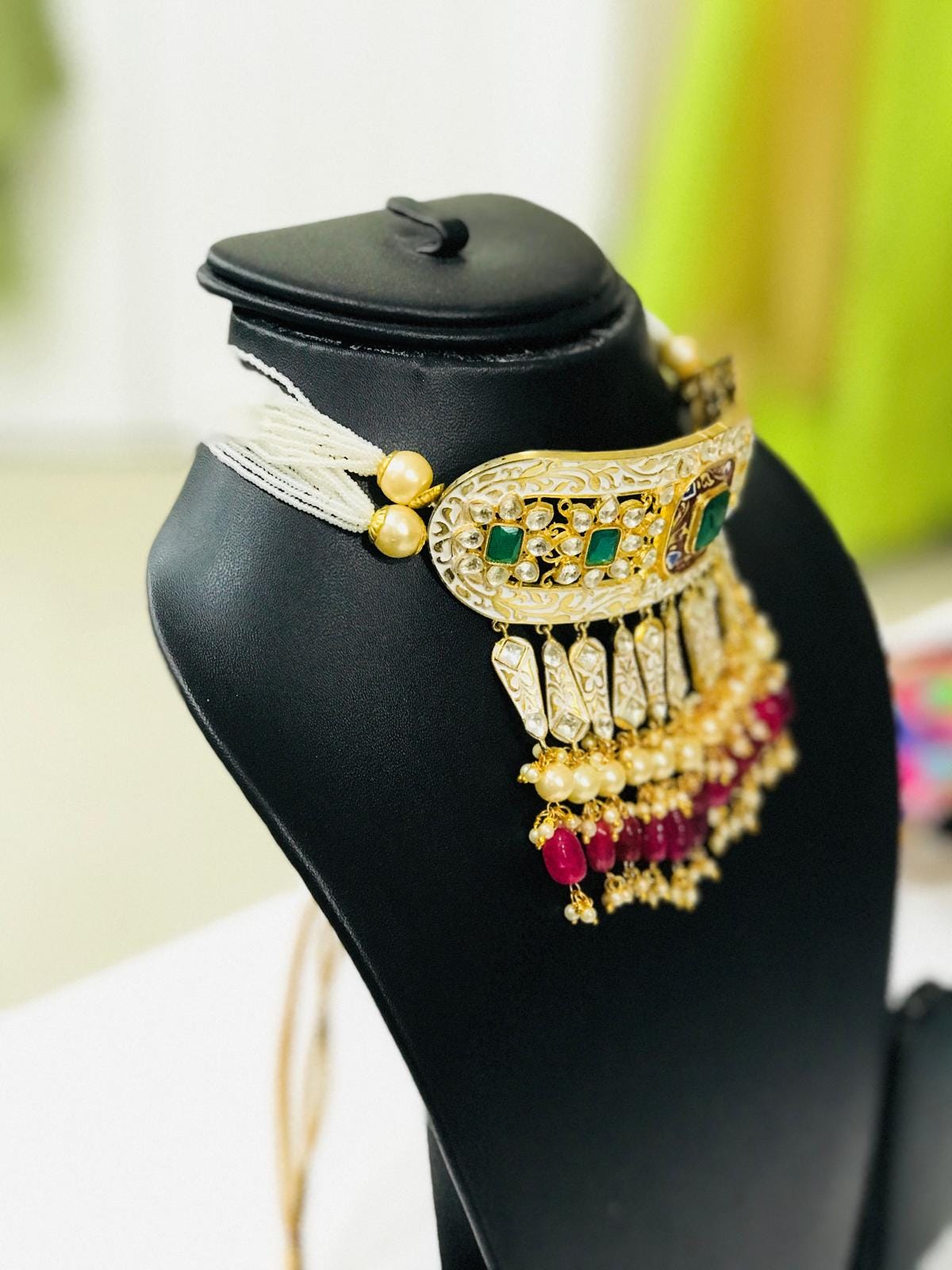 Kundan Chocker Necklace Set