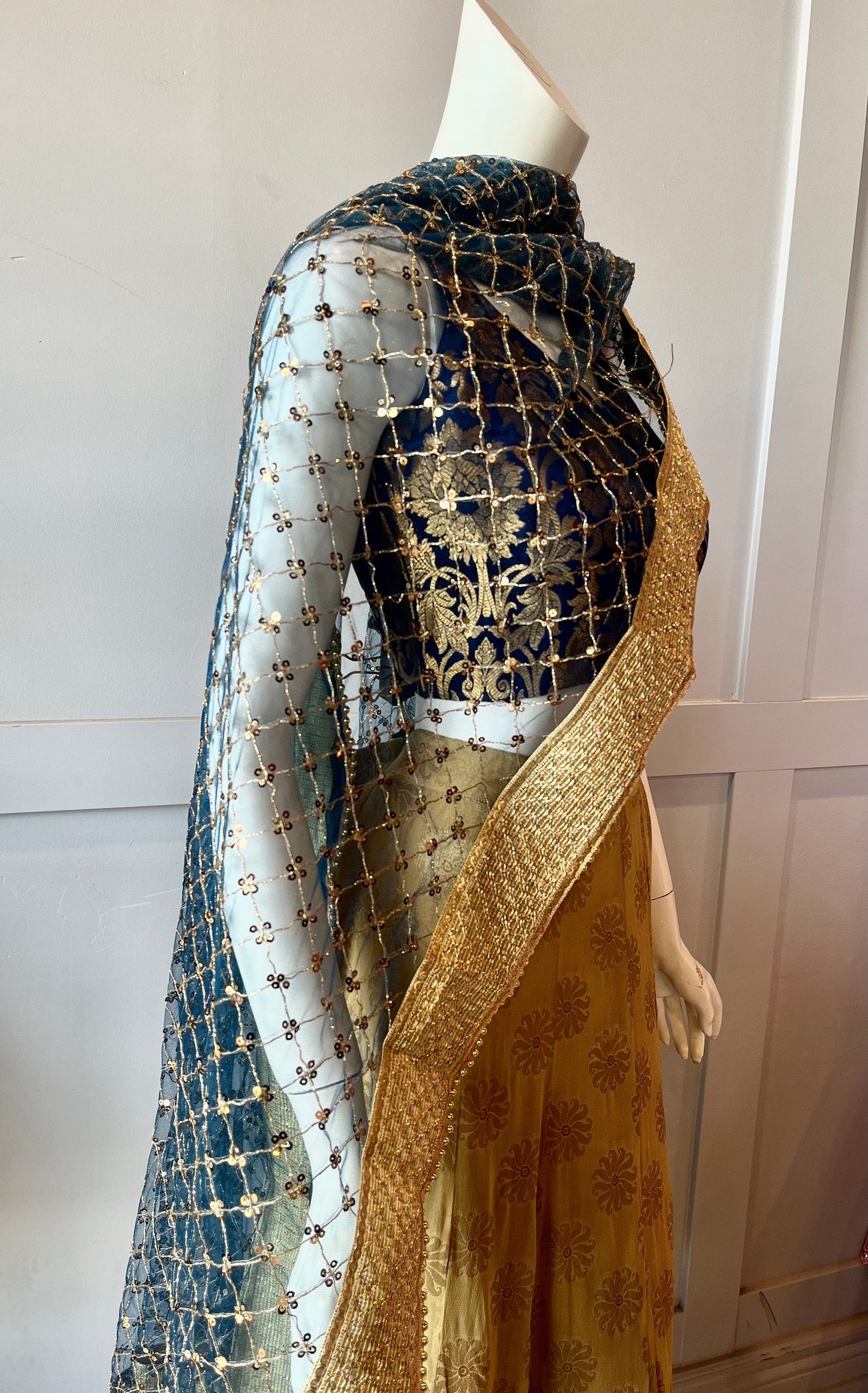 Gold & Blue Lehnga