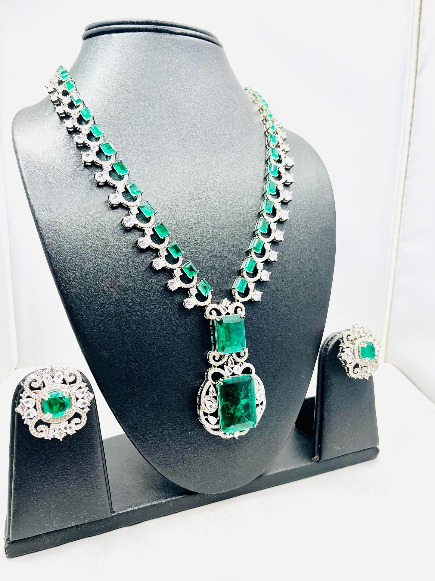 Green Long  Necklace Set