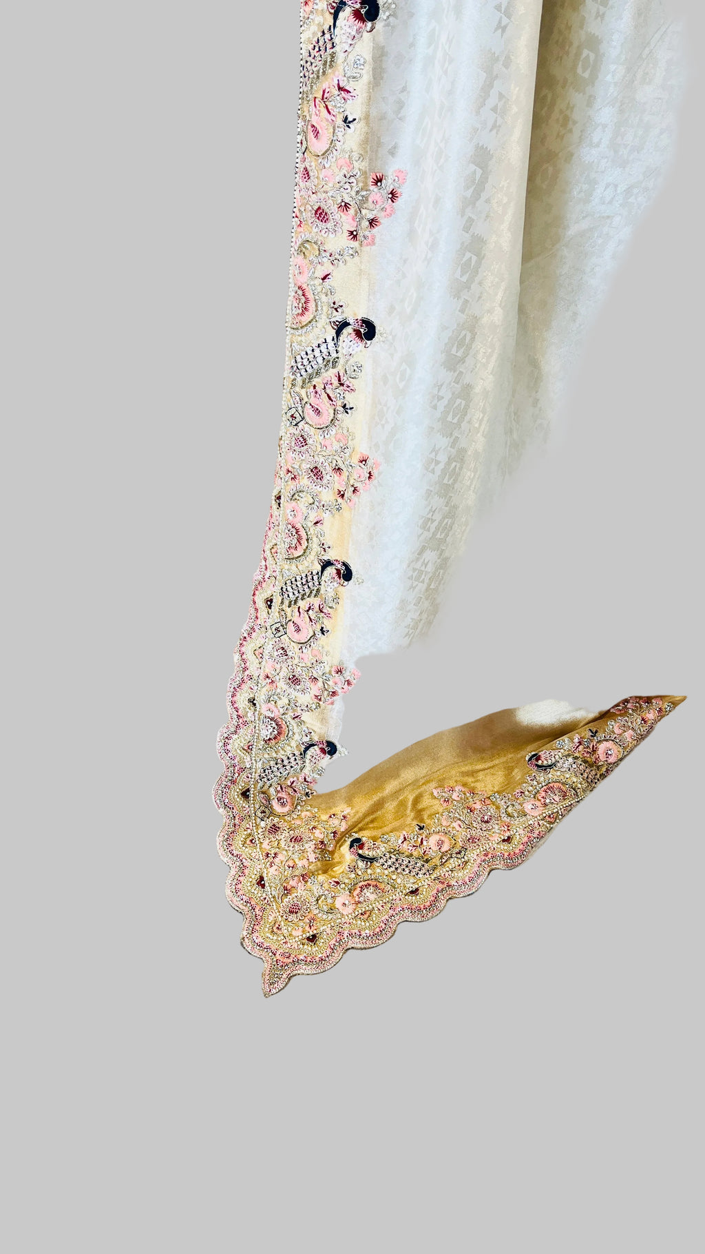 Ivory-Beige Silk Saree