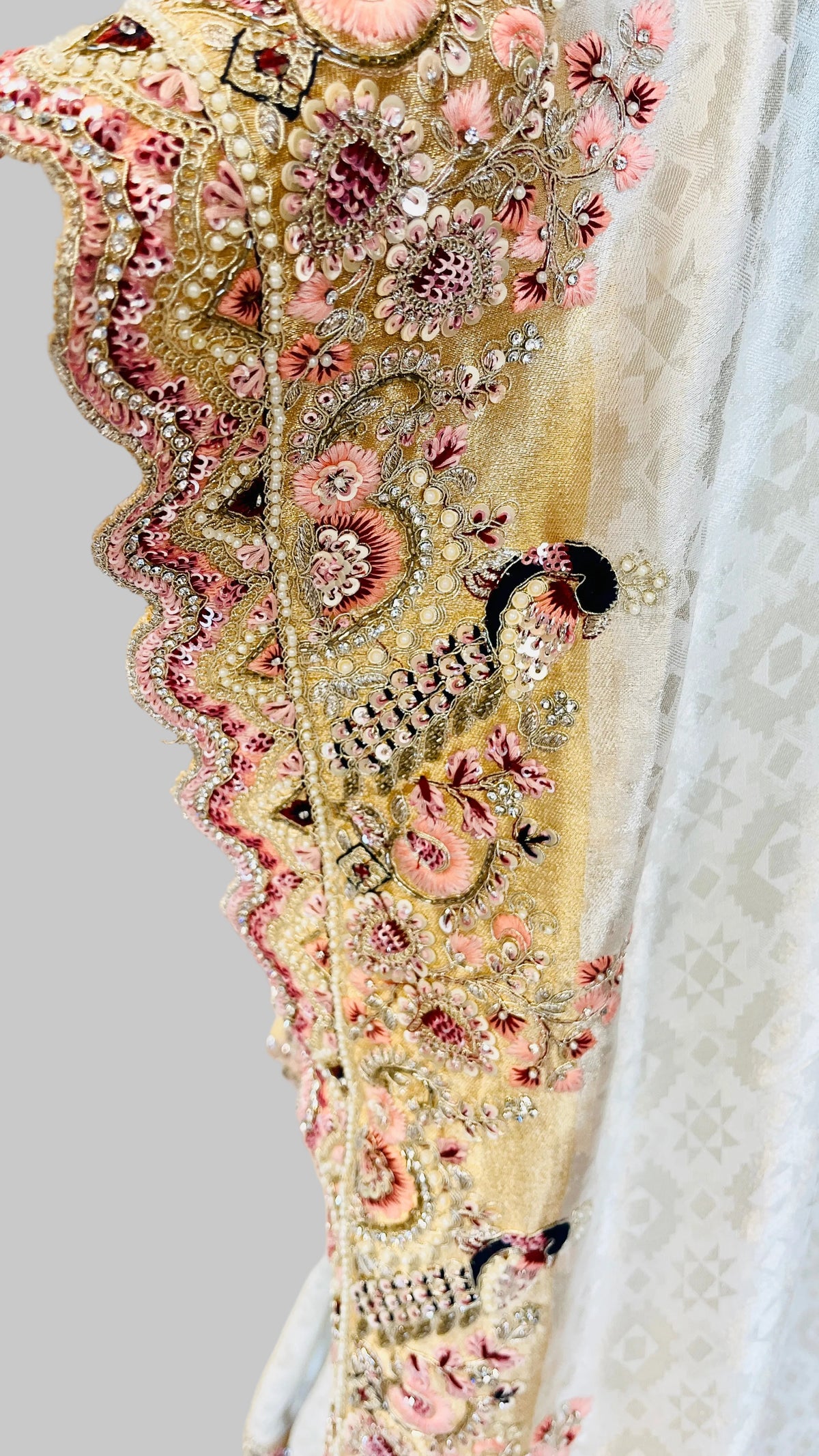 Ivory-Beige Silk Saree