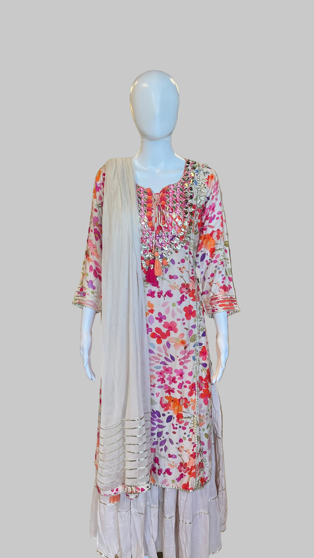 Cream Floral Gown Set