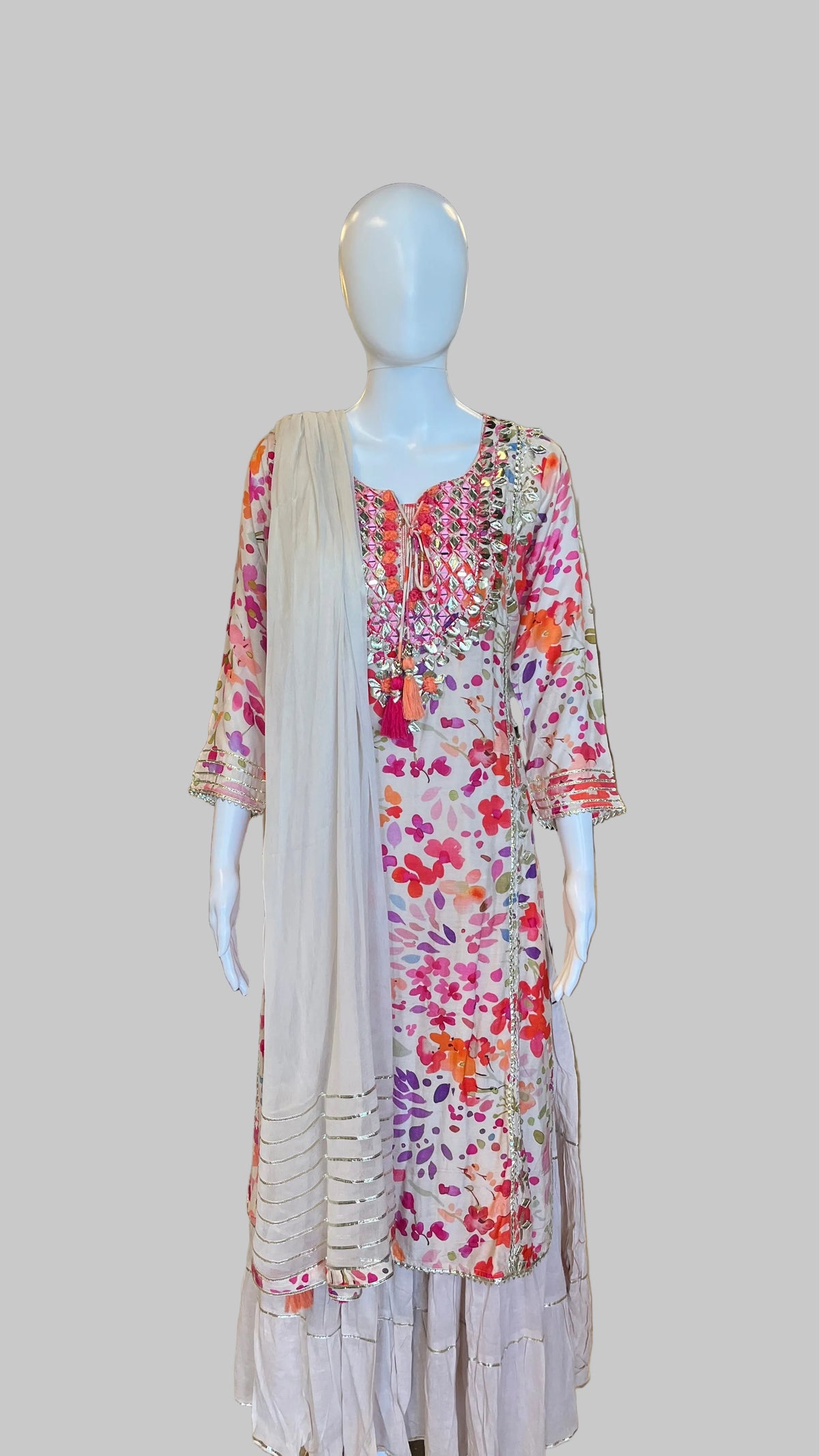 Cream Floral Gown Set