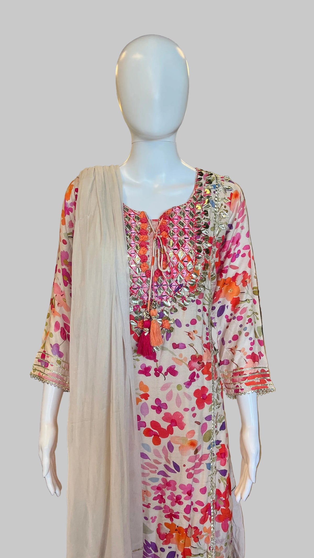 Cream Floral Gown Set