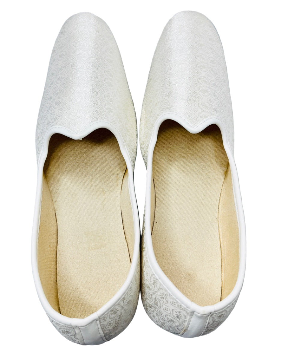 Fancy White Silk Shoes