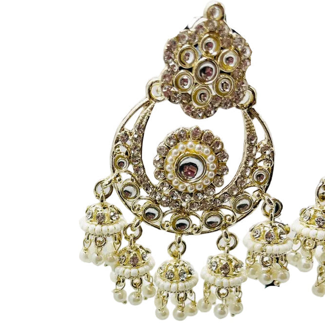Kundan Earrings With Pearls