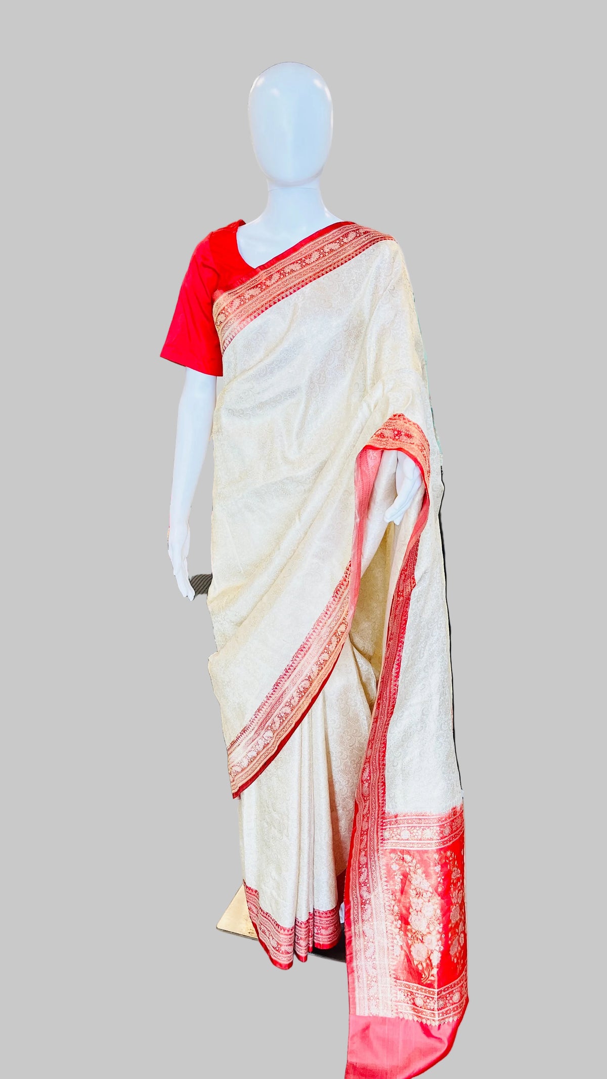 Off-White &amp; Red Silk Saree