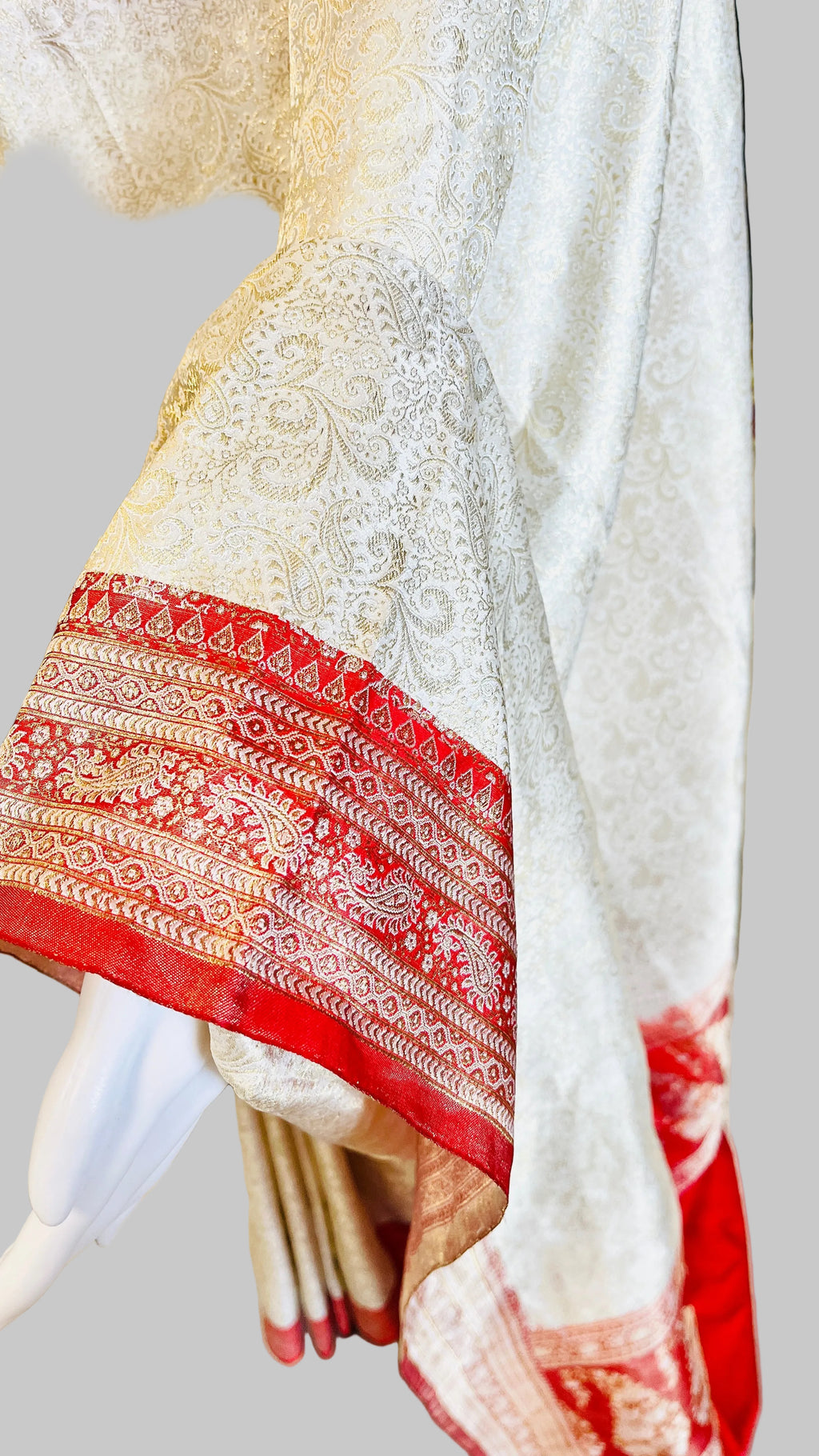 Off-White &amp; Red Silk Saree