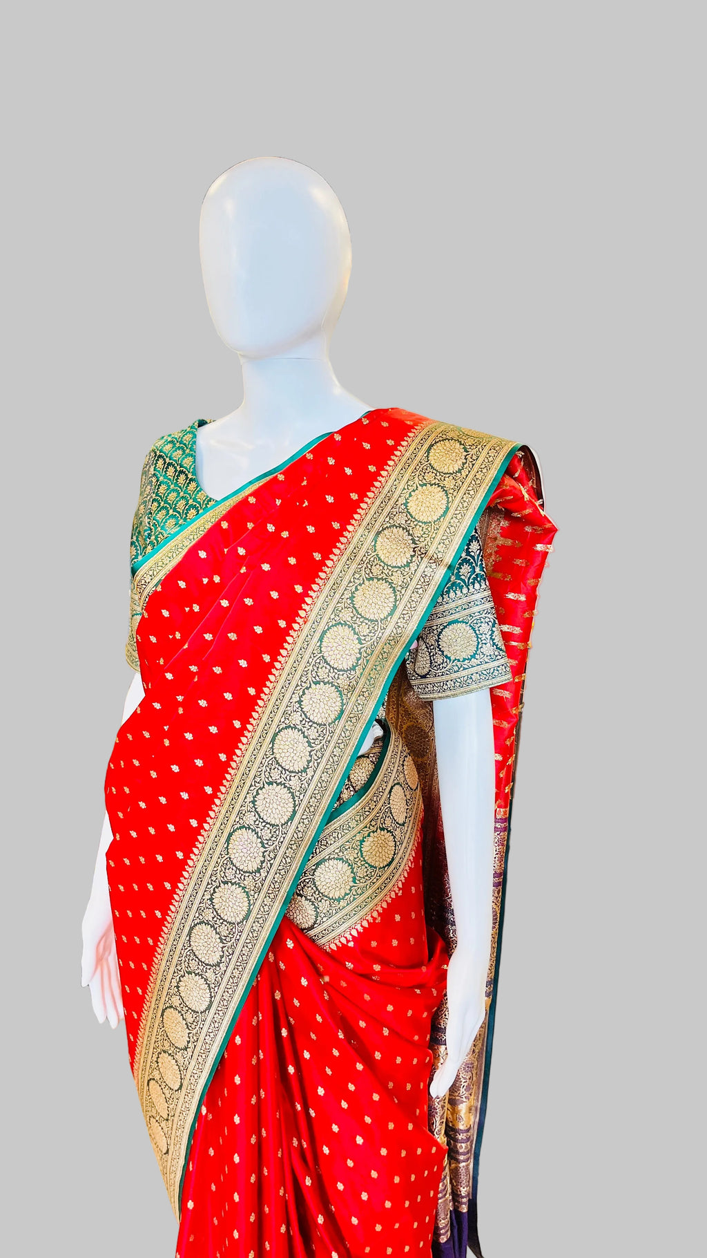 Red &amp; Dark Green Banarasi Silk Saree