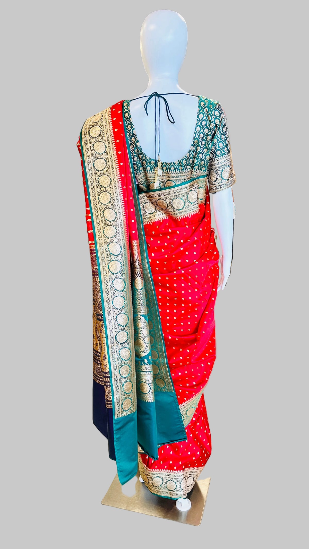 Red &amp; Dark Green Banarasi Silk Saree