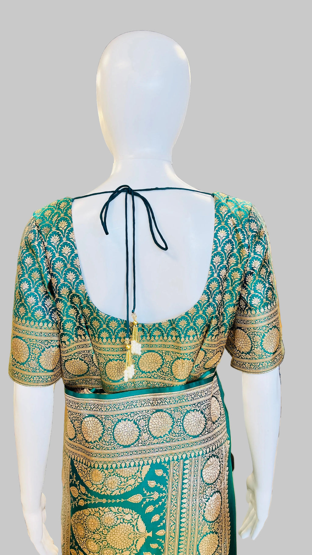 Red &amp; Dark Green Banarasi Silk Saree
