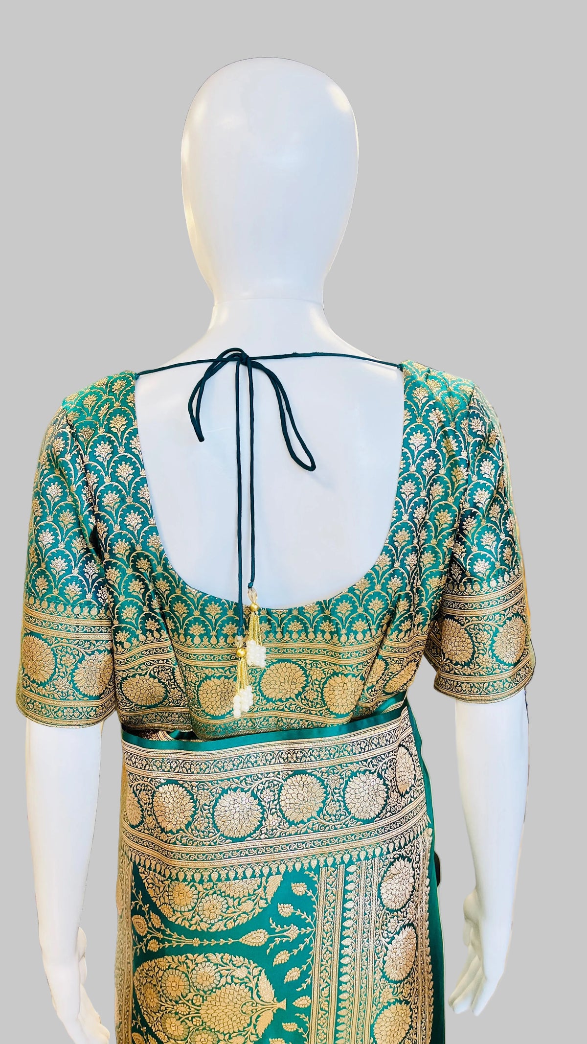 Red &amp; Dark Green Banarasi Silk Saree
