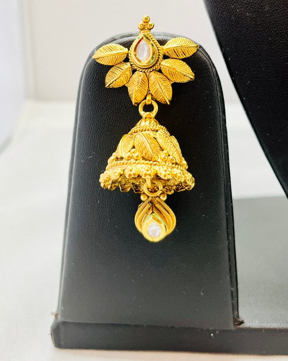 Golden Color Choker Set