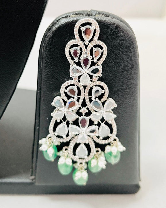 Green Pearl Kundan Jewellery Set