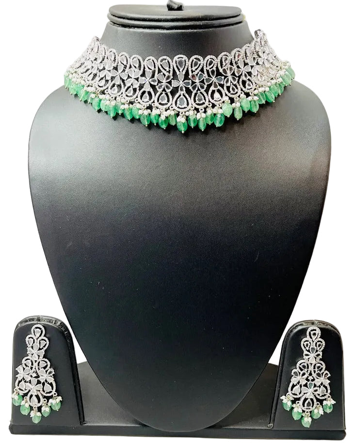 Green Pearl Kundan Jewellery Set