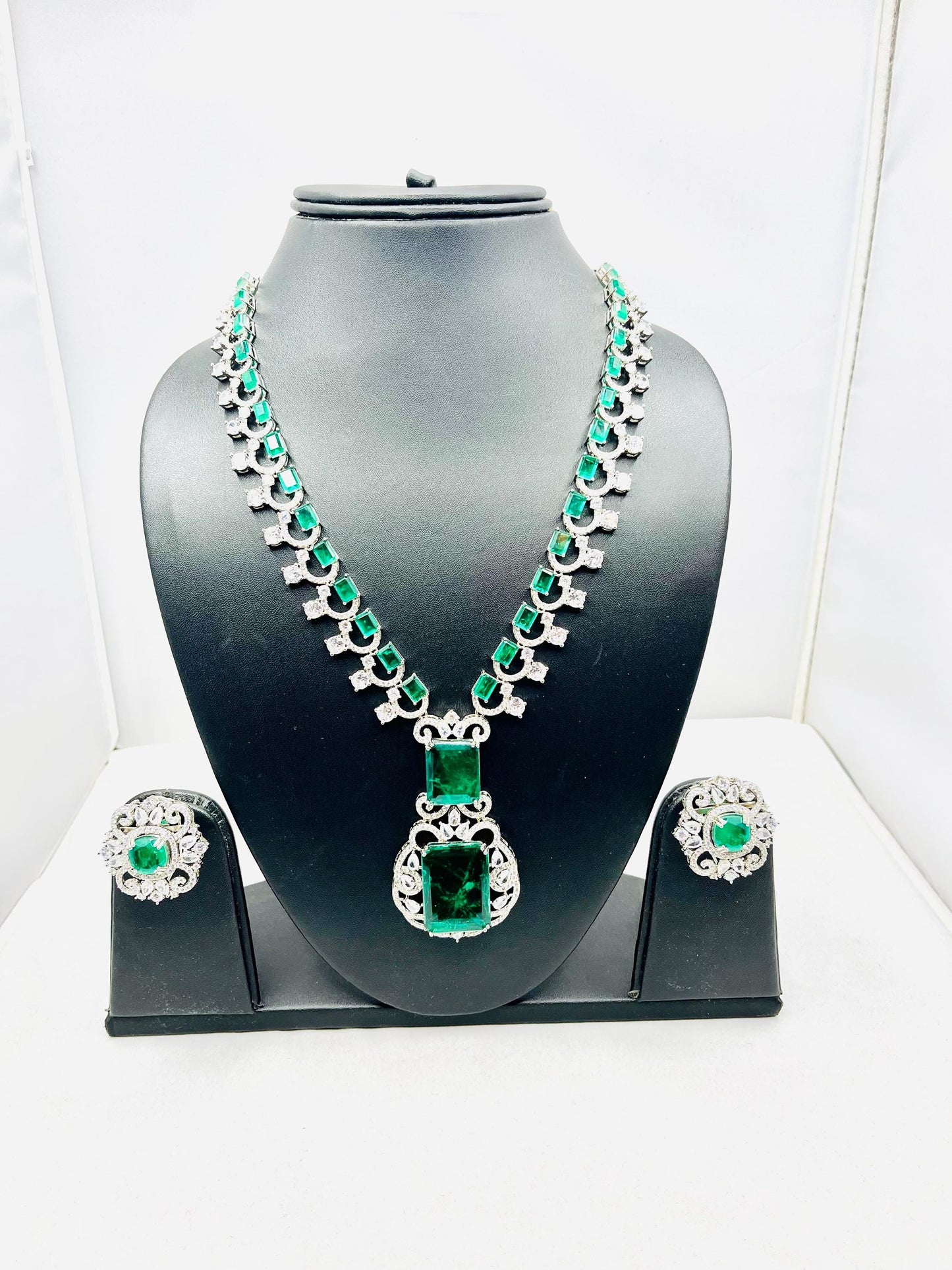 Green Long  Necklace Set