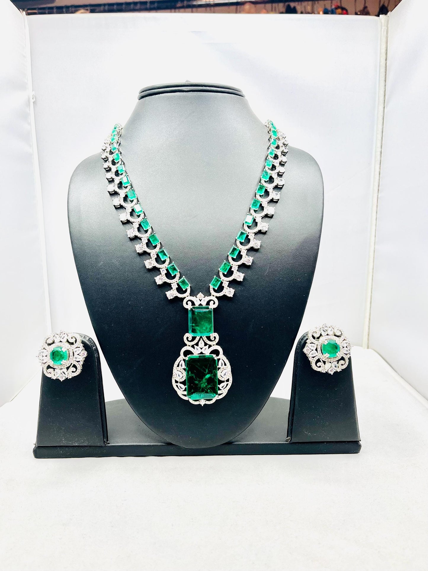 Green Long  Necklace Set