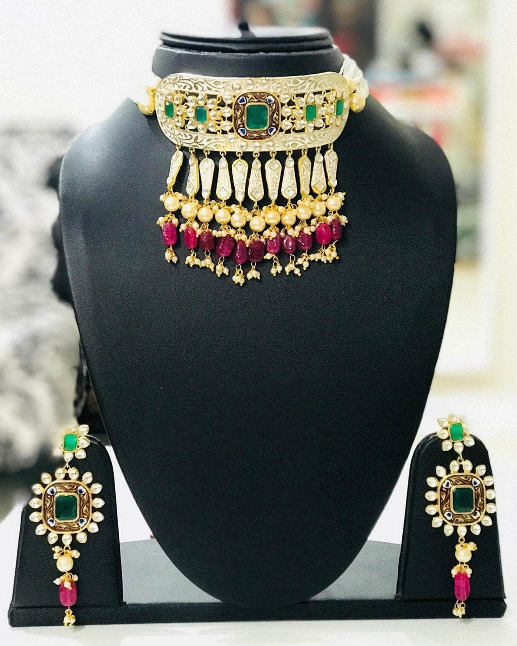 Kundan Choker Necklace Set