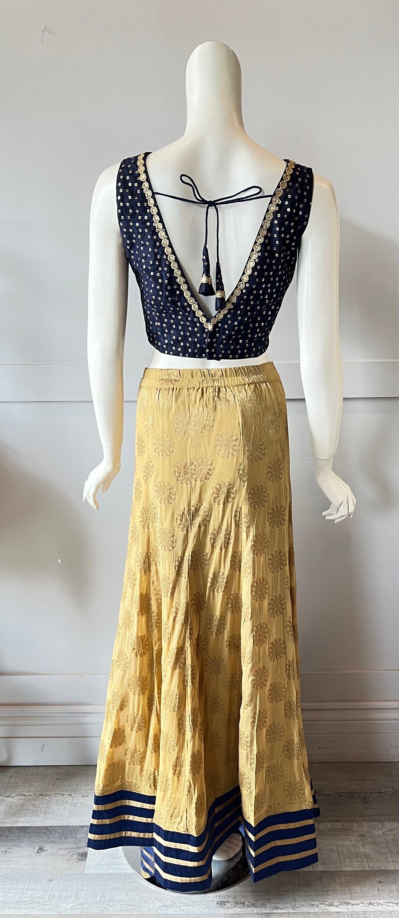 Gold & Blue Lehnga