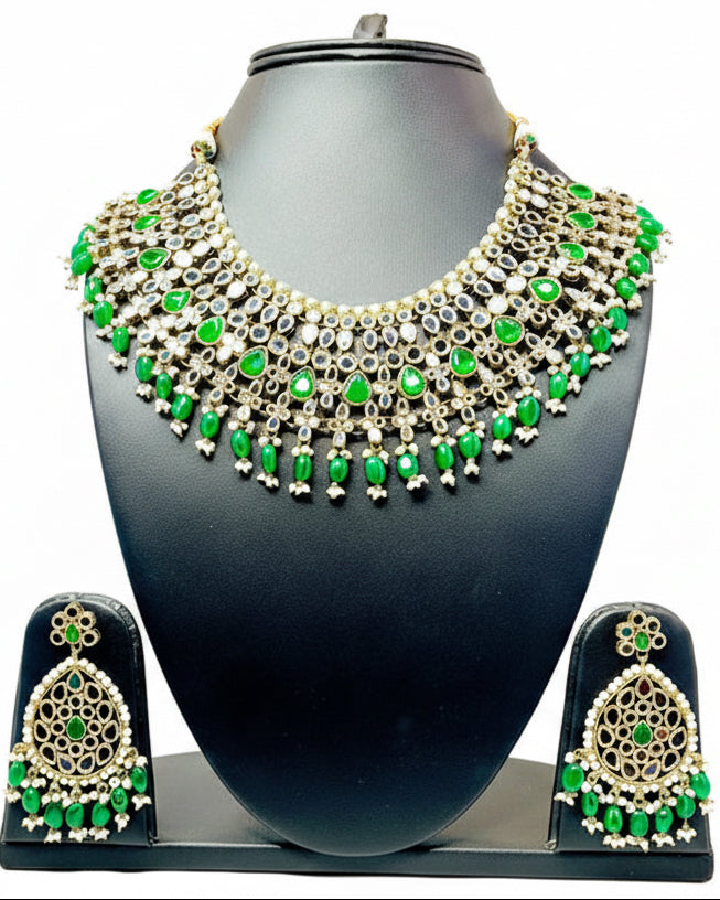 Gold Mirror With Green Kundan Necklace Set