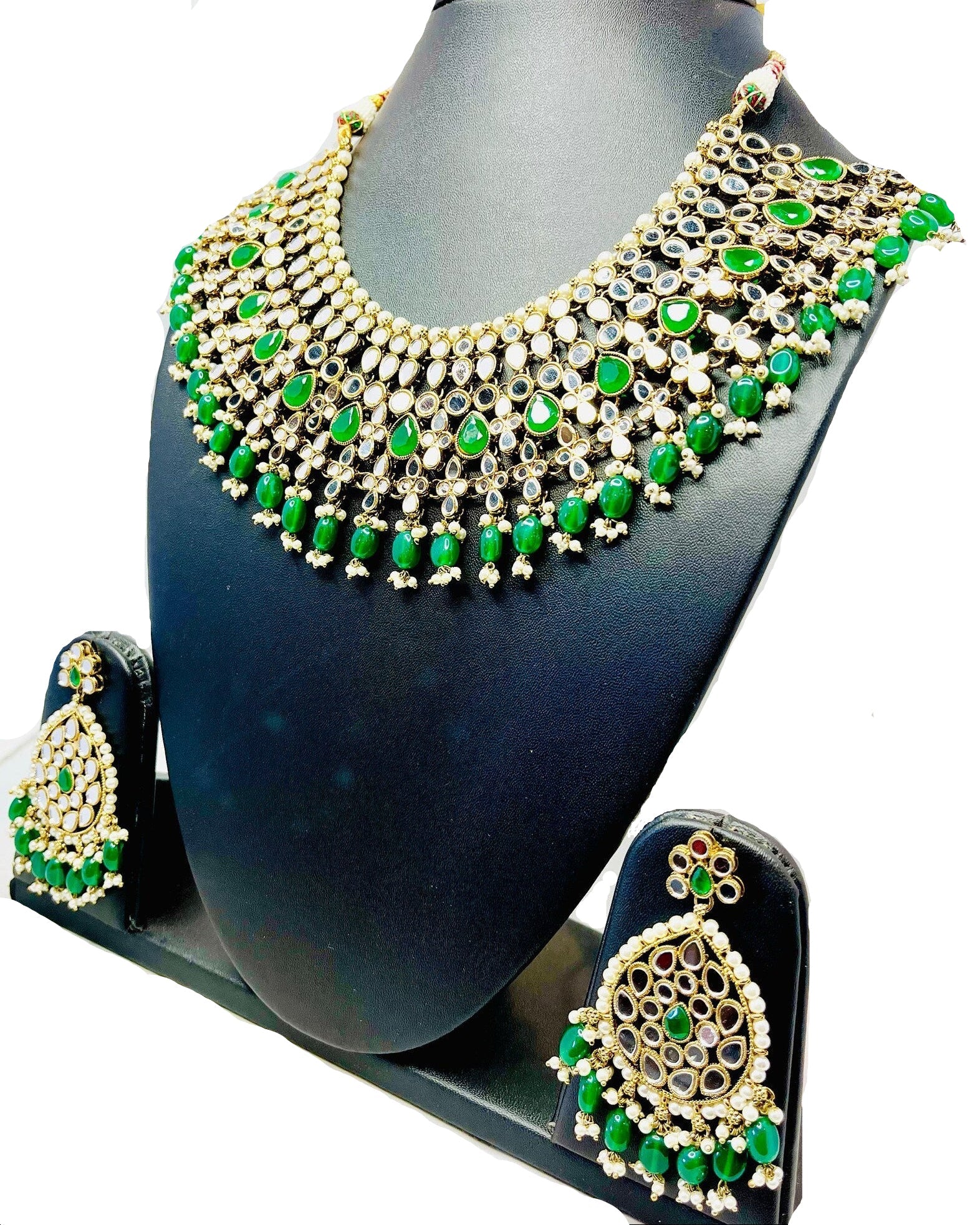 Gold Mirror With Green Kundan Necklace Set