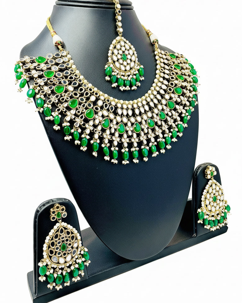 Gold Mirror With Green Kundan Necklace Set