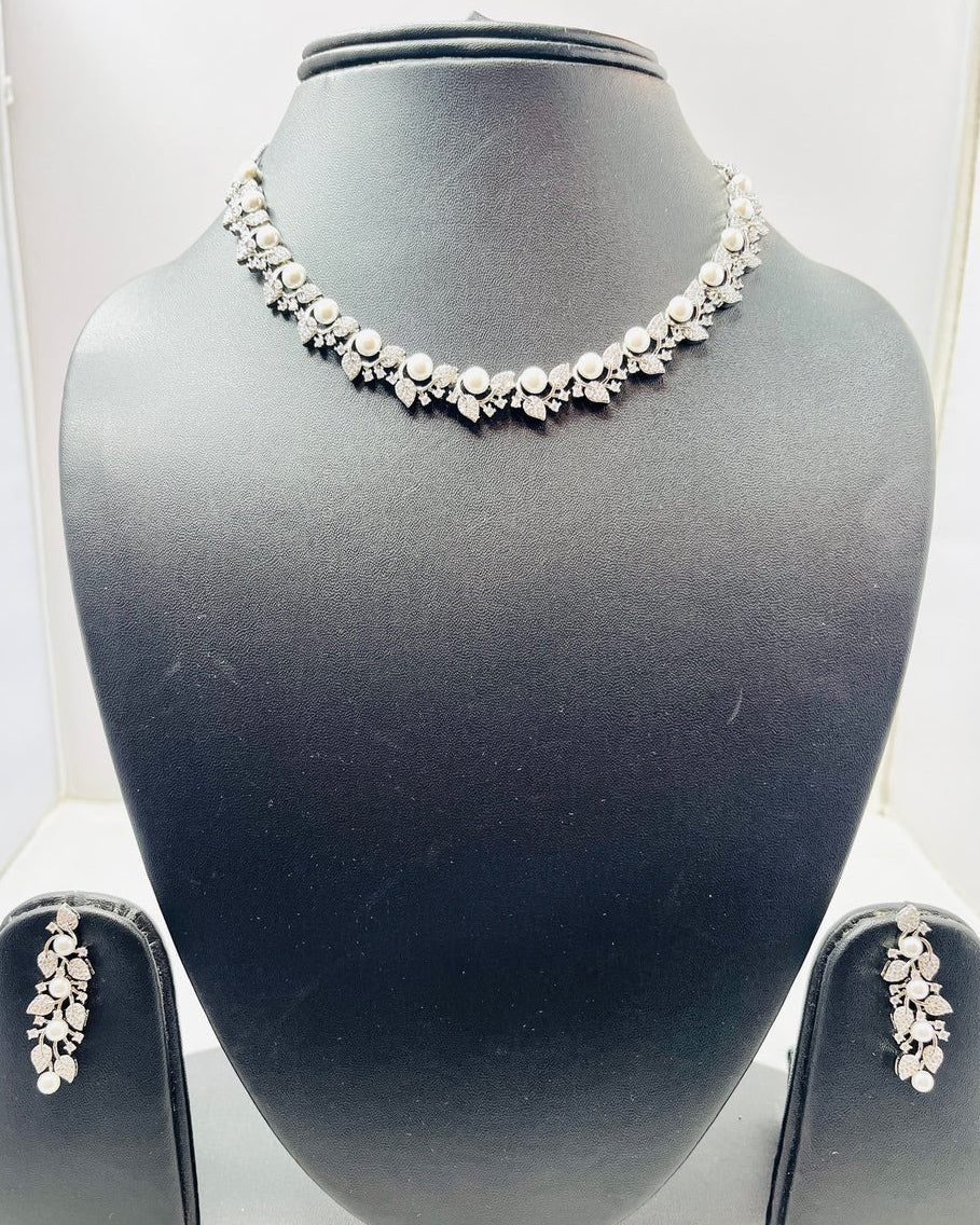 Silver Pearl Necklace Set