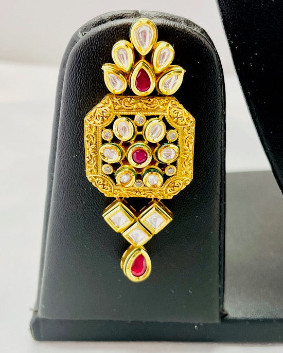 Golden Choker Set