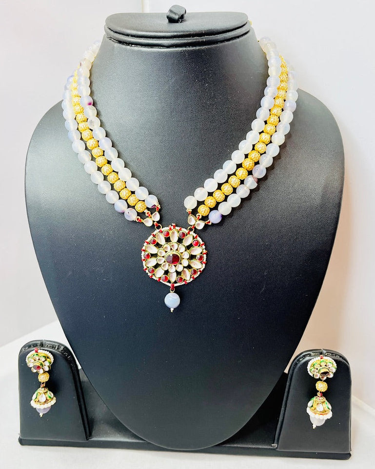 Light Grey & Gold Kundan Set
