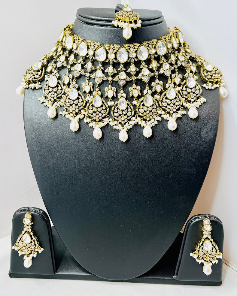 Kundan and Pearl Bridal Necklace and Tikka set