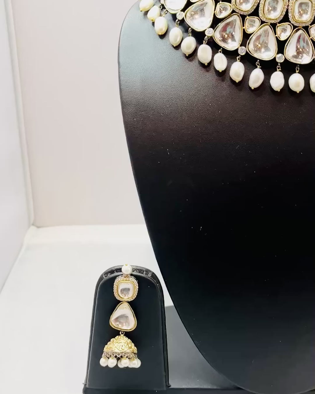 Kundan Necklace Set