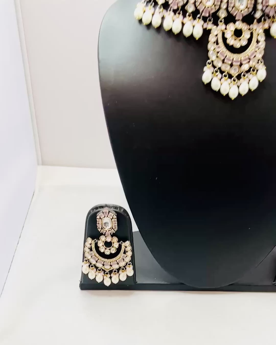 White Kundan Choker Set